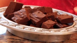 Cooking from the Heart (Shortie) – 5 Minute Fudge!